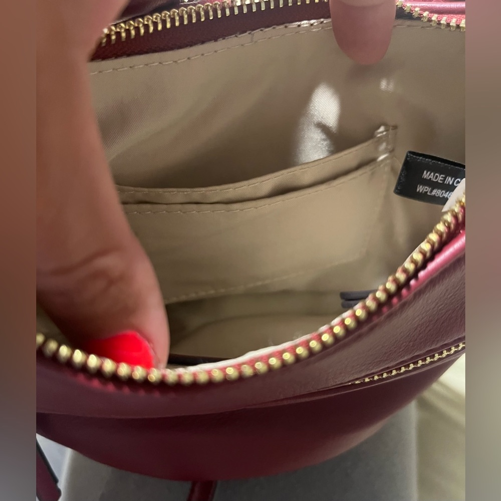 INC purse - Picture 7 of 8
